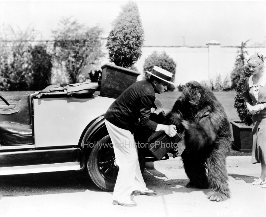 Bing Crosby, Mack Sennett Studios Sing Bing Sing 1933 wm.jpg